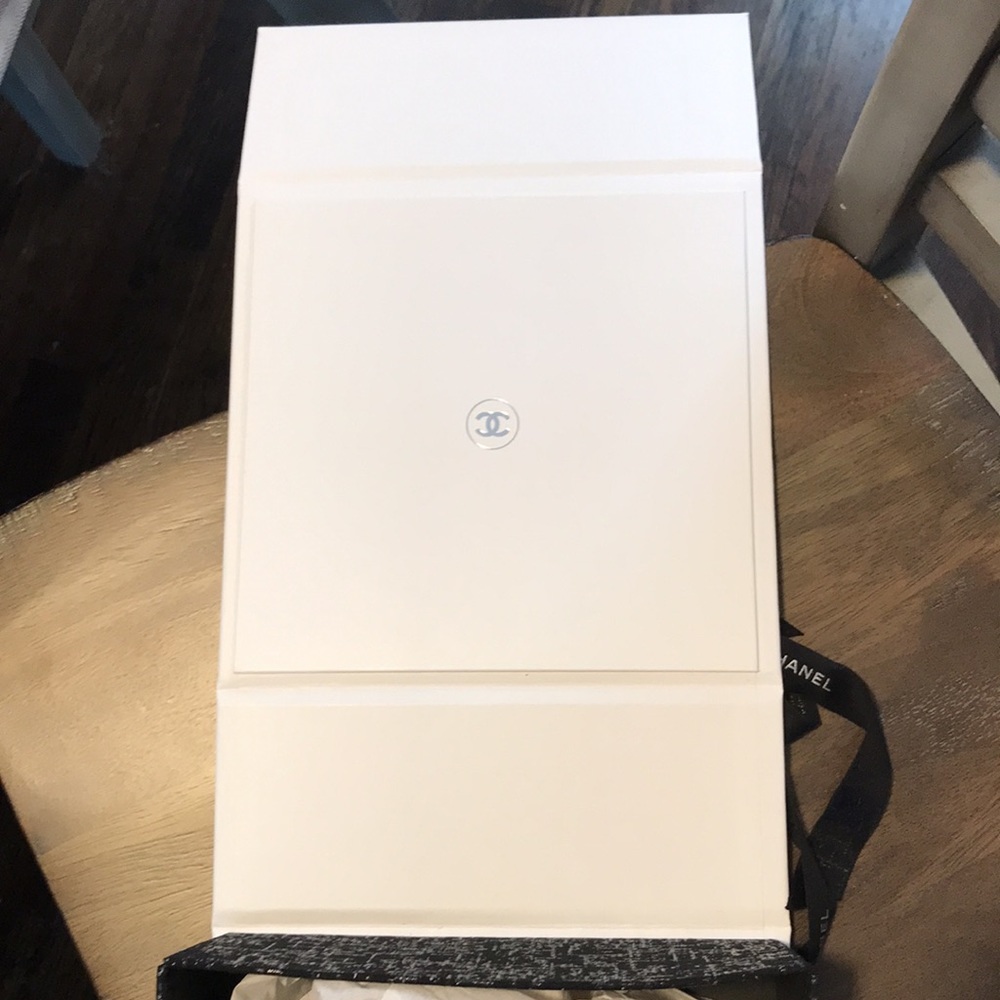 Empty Chanel Box - image 4